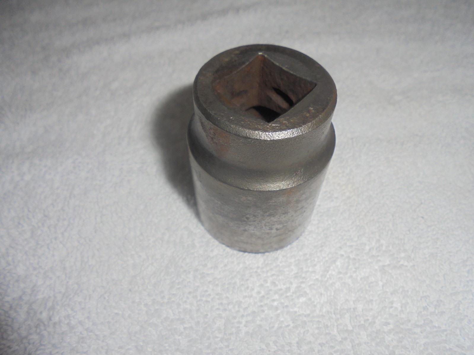 SAE 1 5/16 inch, CR-V 3/4 inch Drive, 6-Point Socket