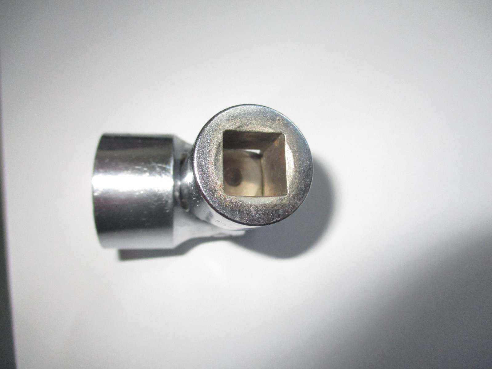 Snap On Tools Vintage FVU22 11/16″ – 3/8″ Dr 12 Pt Universal Swivel Socket NICE