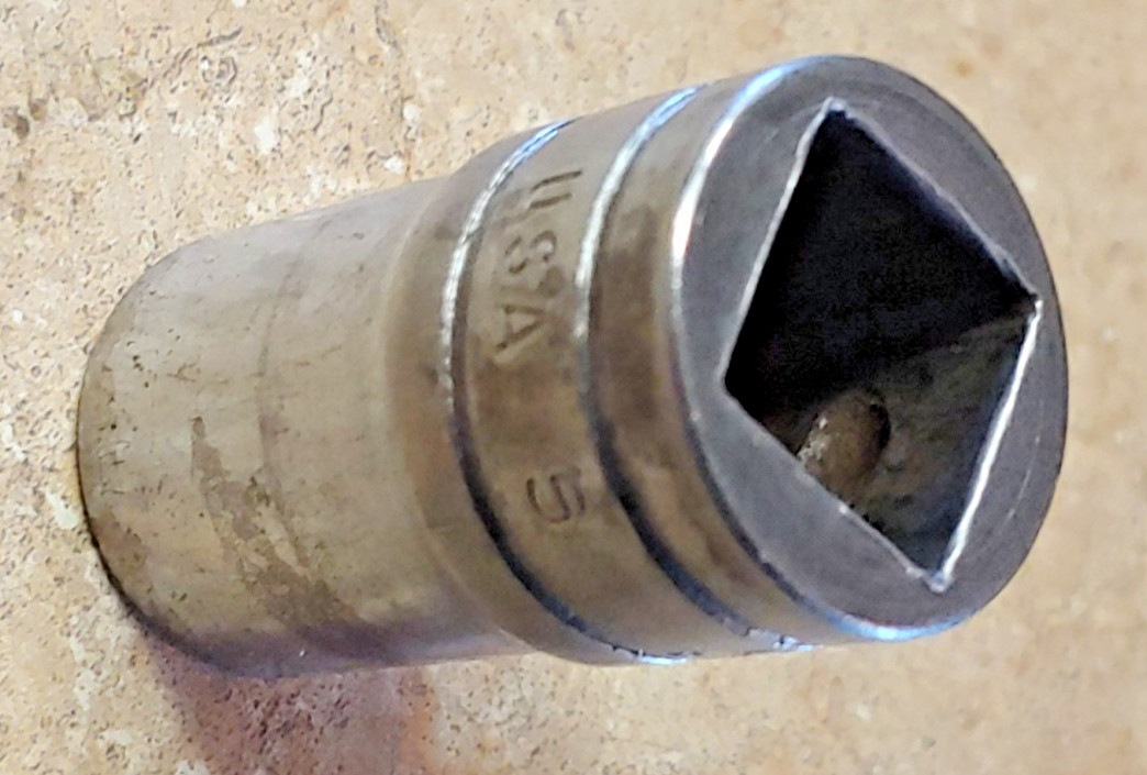 Snap-on Tools 9/16″ SW-181, 1/2″ Drive, 12-Point Regular Socket, Made in USA