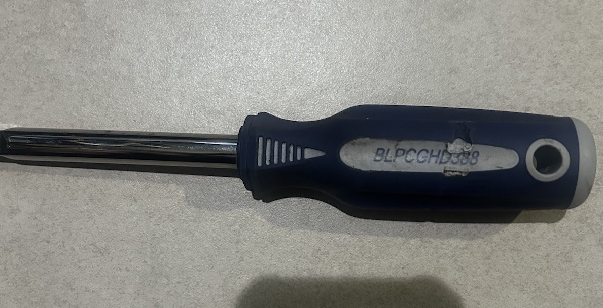 Blue Point Tools BLPCGHD388 3/8″ Drive Spinner Socket Driver Blue Soft Grip