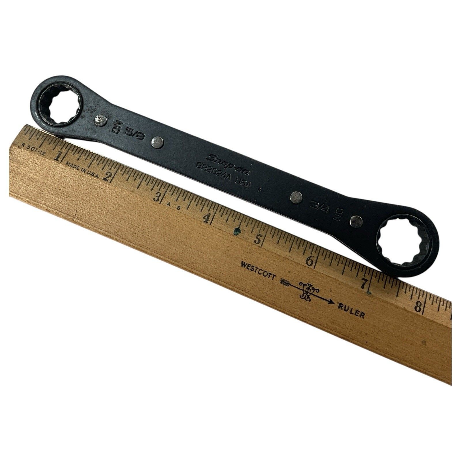 Snap-on Ratcheting Box Wrench 5/8″ x 3/4″ 12 Point GR2024A Black USA Made Marks