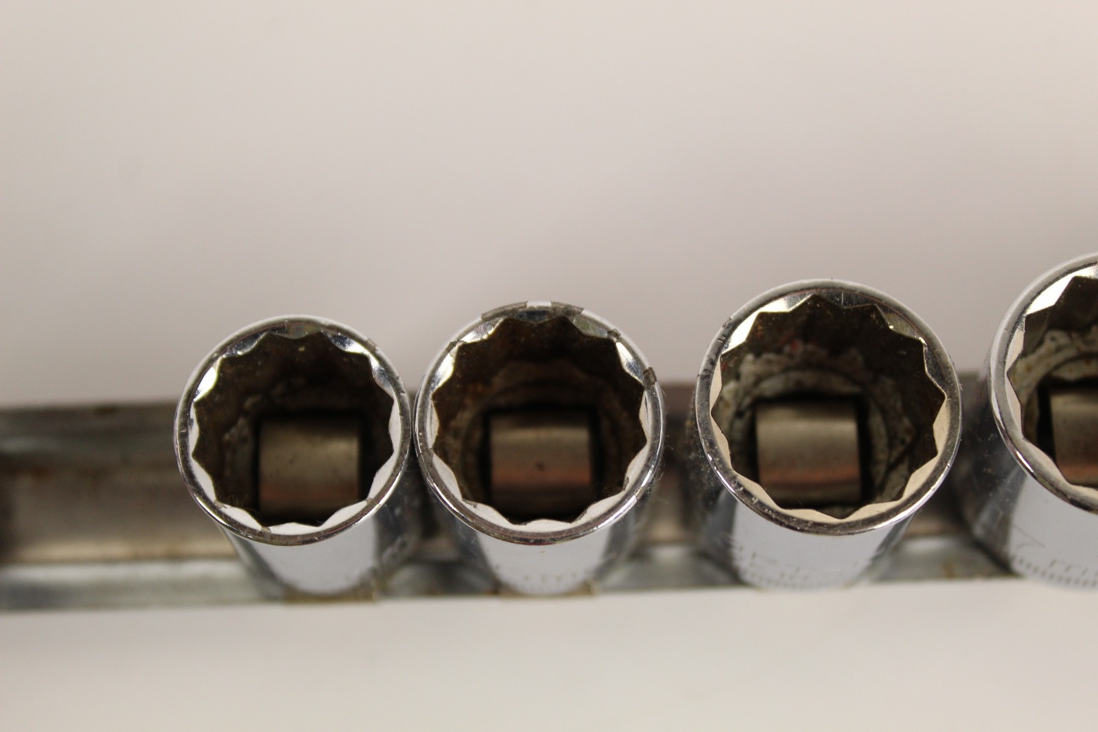 11pc Craftsman 3/8″ Drive 12pt Metric Shallow Sockets 9mm -19mm V- Series USA
