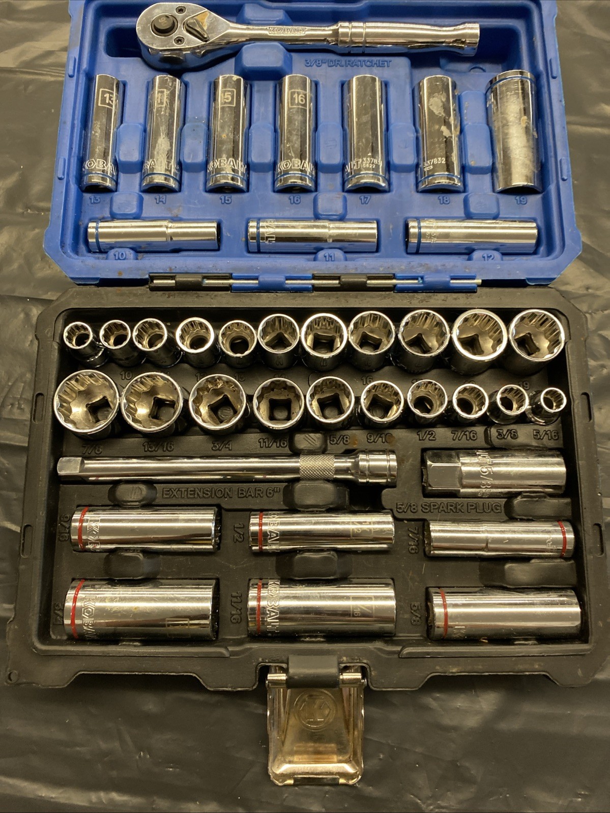 Kobalt 40-Piece Standard (SAE) and Metric Polished Chrome Mechanics Tool Set