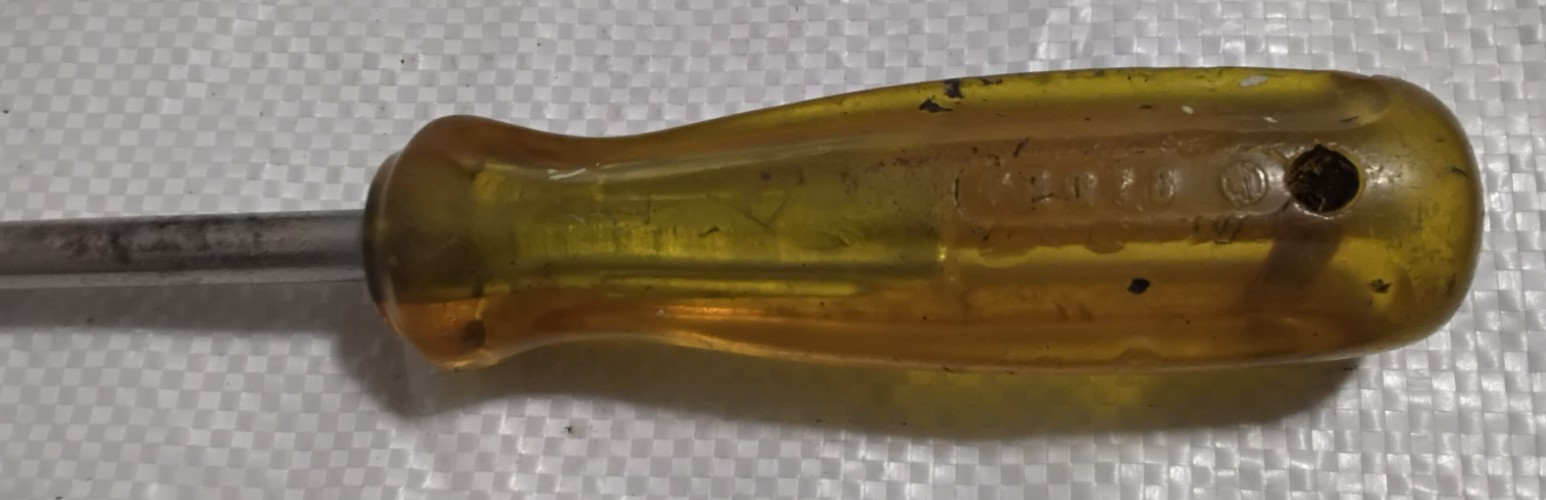 PROTO Tools USA 2336 Gasket Carbon Scraper 1-1/2 inches Wide Amber Yellow Grip