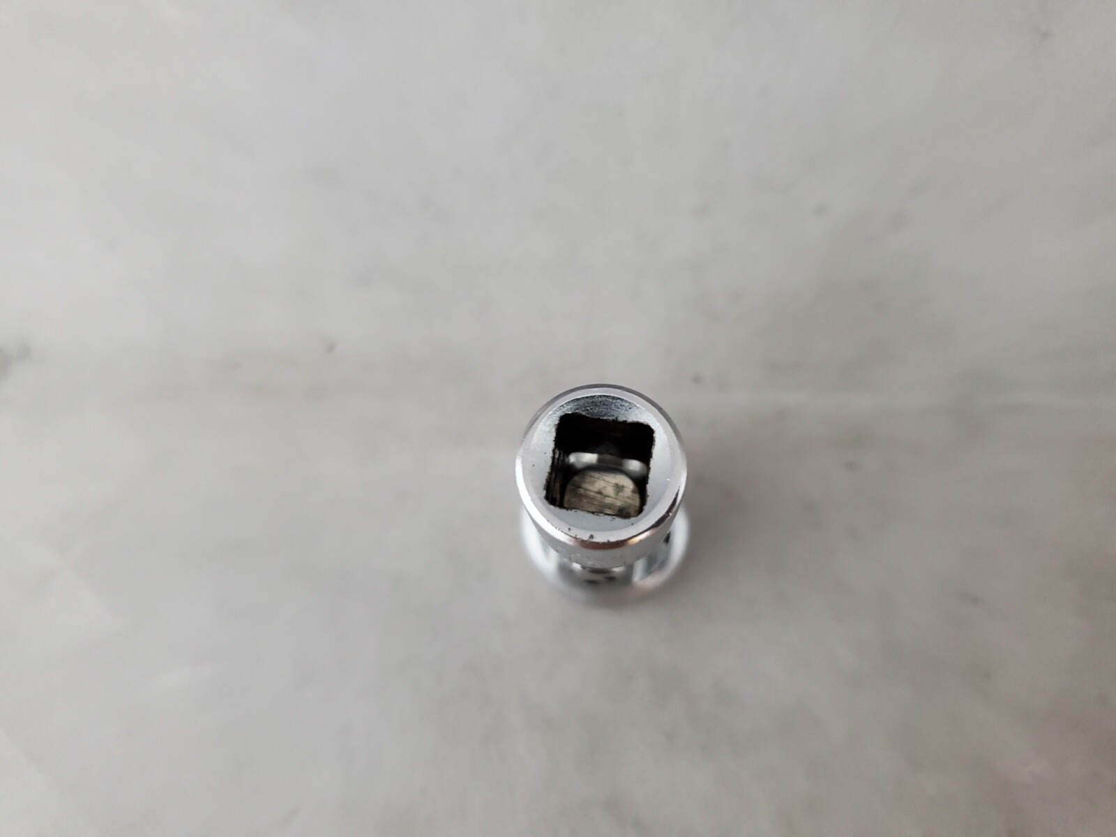 Snap On TMU141, 7/16″ Flank Drive Shallow Universal Socket, 1/4″ Dr 12 Pt
