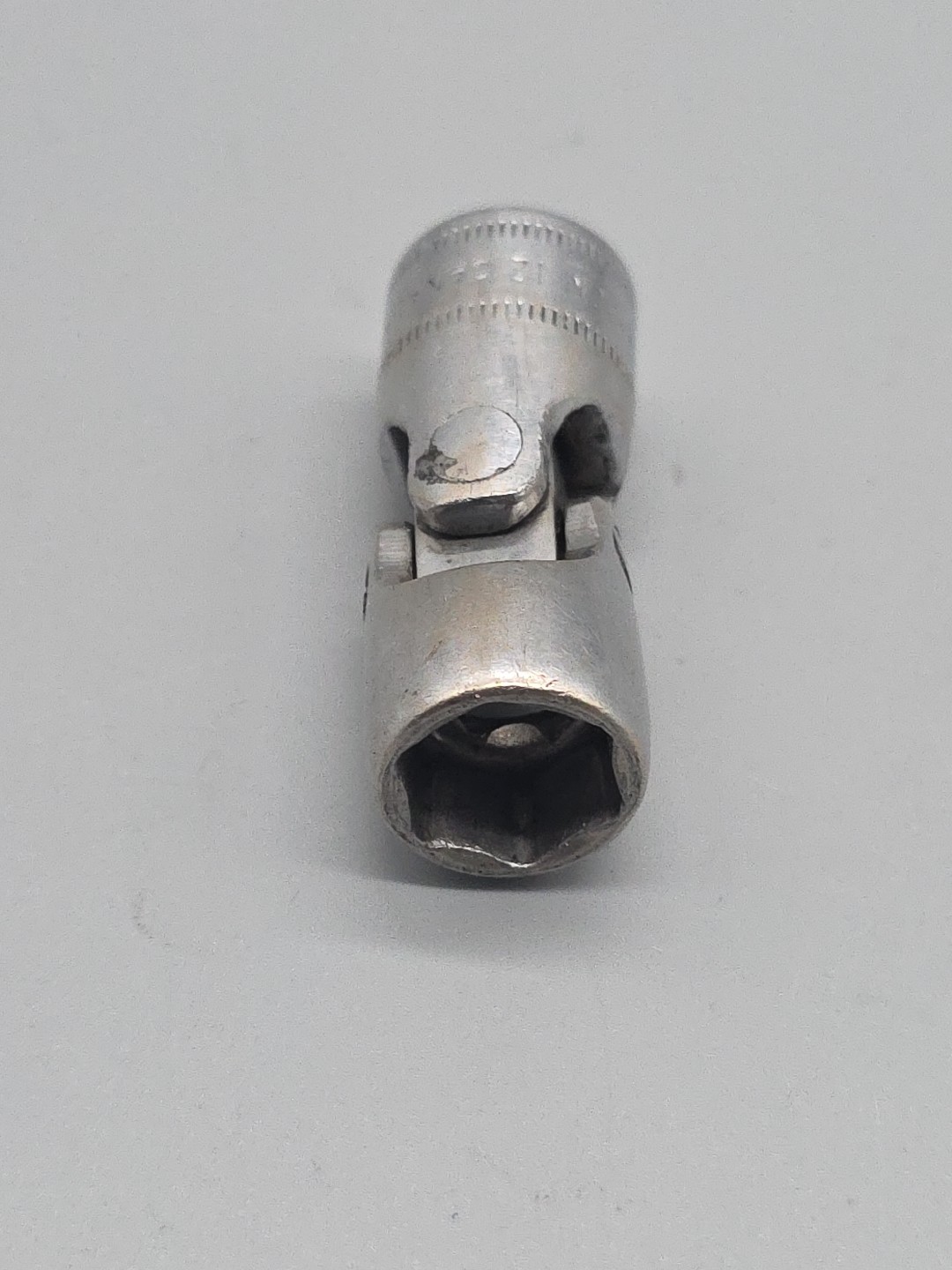 Snap-On Tools 12mm Flex Socket 3/8” Drive 6 Point FSUM12 USA