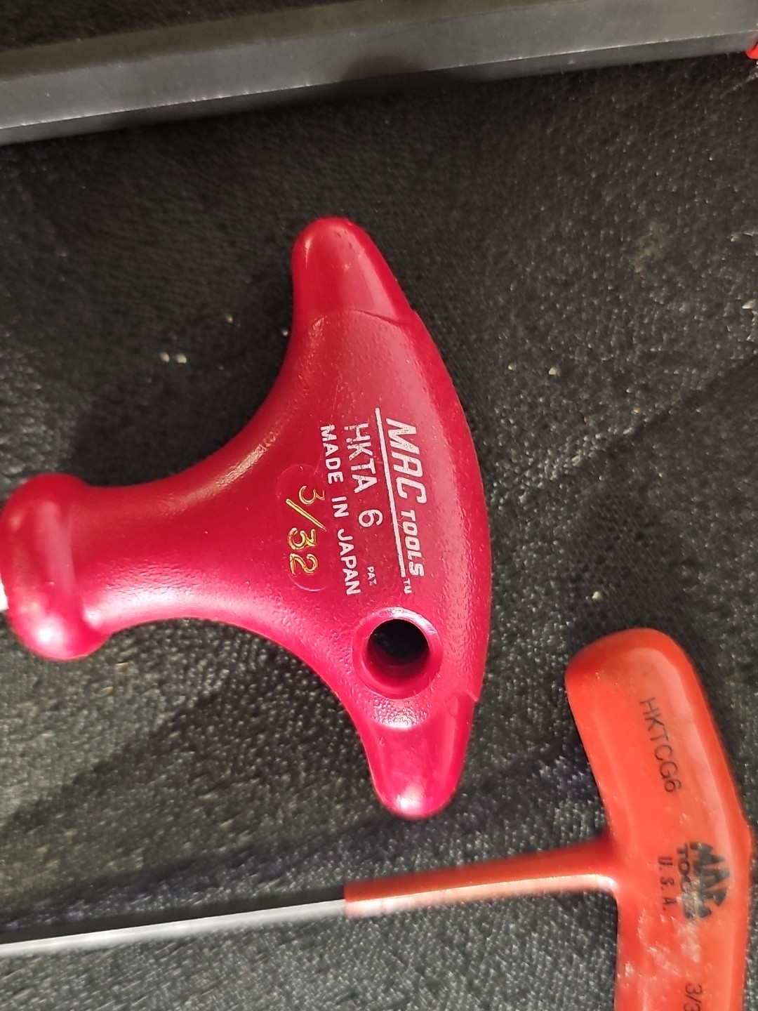 Mac Tools 9PC 3/32″ – 5/16″ SAE T-Handle Hex Allen Wrenchs SHKT10CGP Missing One