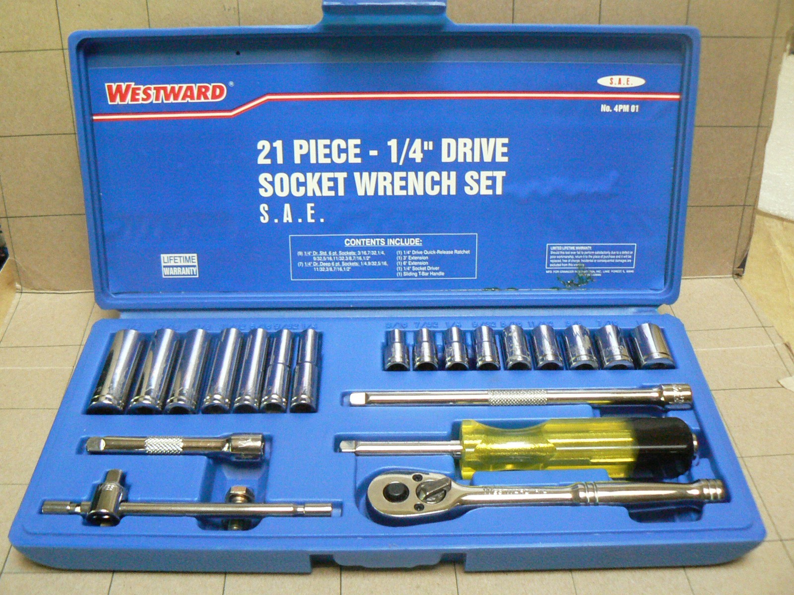 WESTWARD , 4PM01 , 1/4″ Socket Set, SAE., 21 pc. NEW. (M)