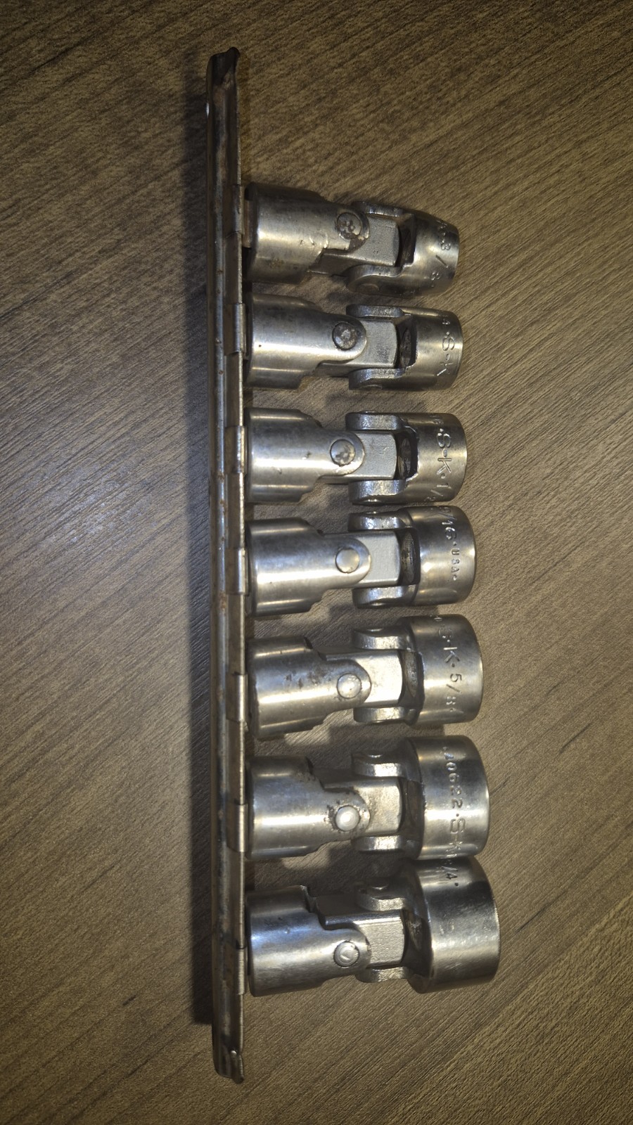 SK Tools USA 7 Piece 3/8 Drive Swivel Socket Set 6 Point 40624 3/4 To 3/8 40612