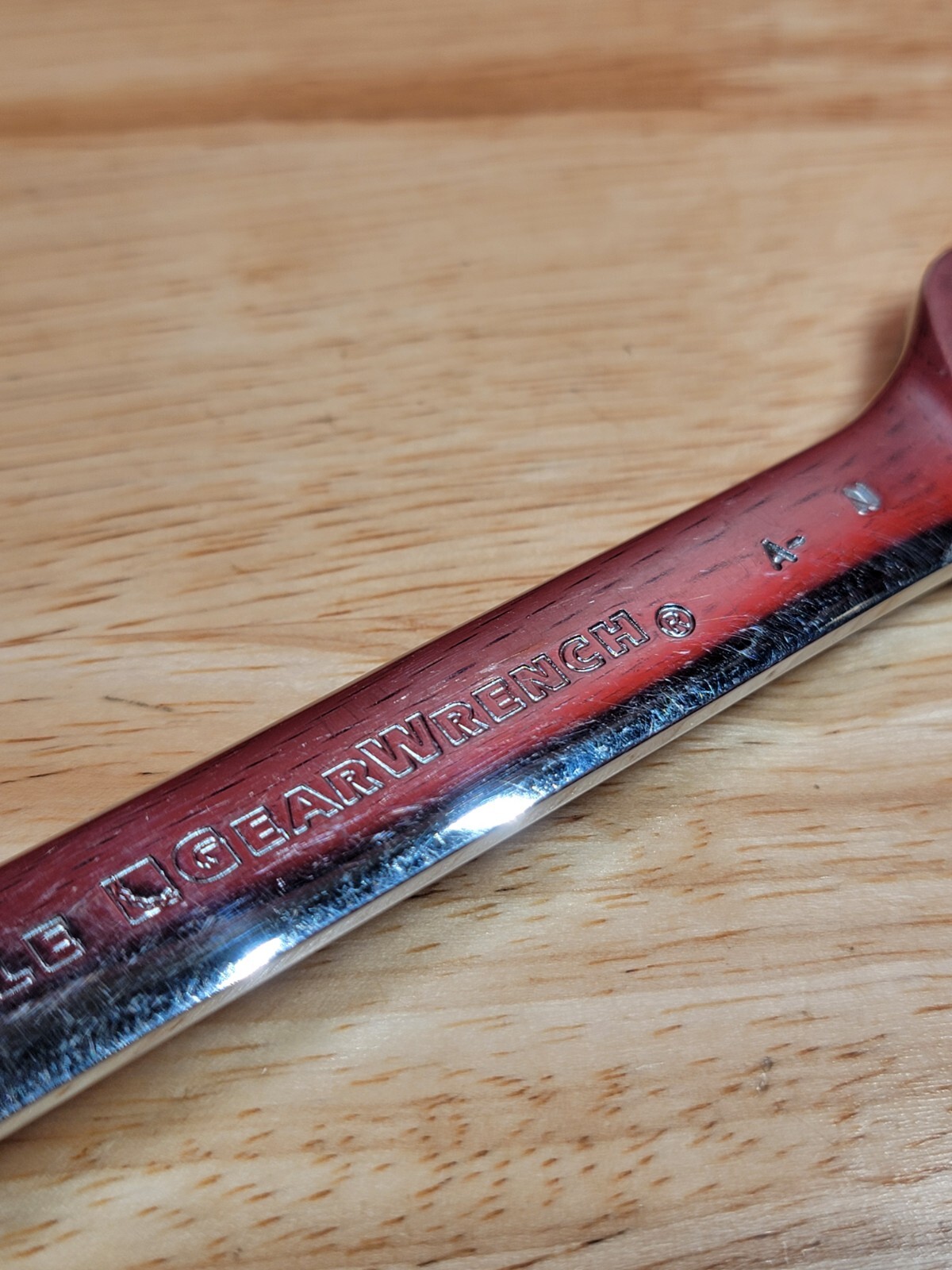 GearWrench Reversible 11/16″ SAE 12-Point Ratchet Wrench