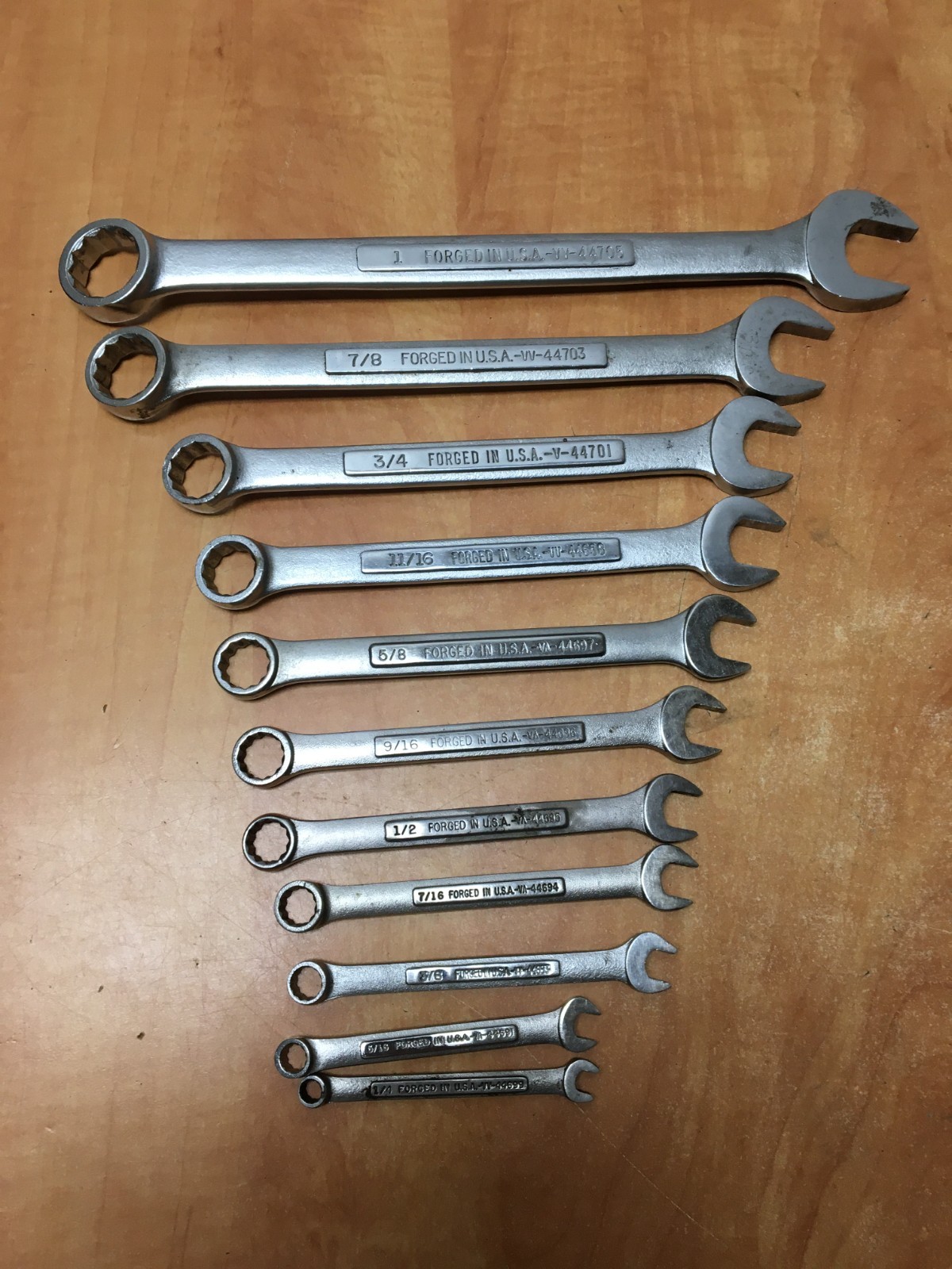 Craftsman USA 27pc Metric & SAE Combination Wrench 12 Point 6mm-22mm 1/4-1″