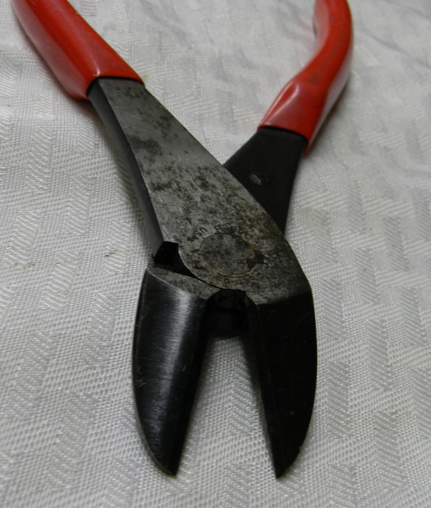 SNAP-ON 7-3/4″ LONG RED VINYL GRIPS HIGH LEVERAGE DIAGONAL CUTTERS #388CP