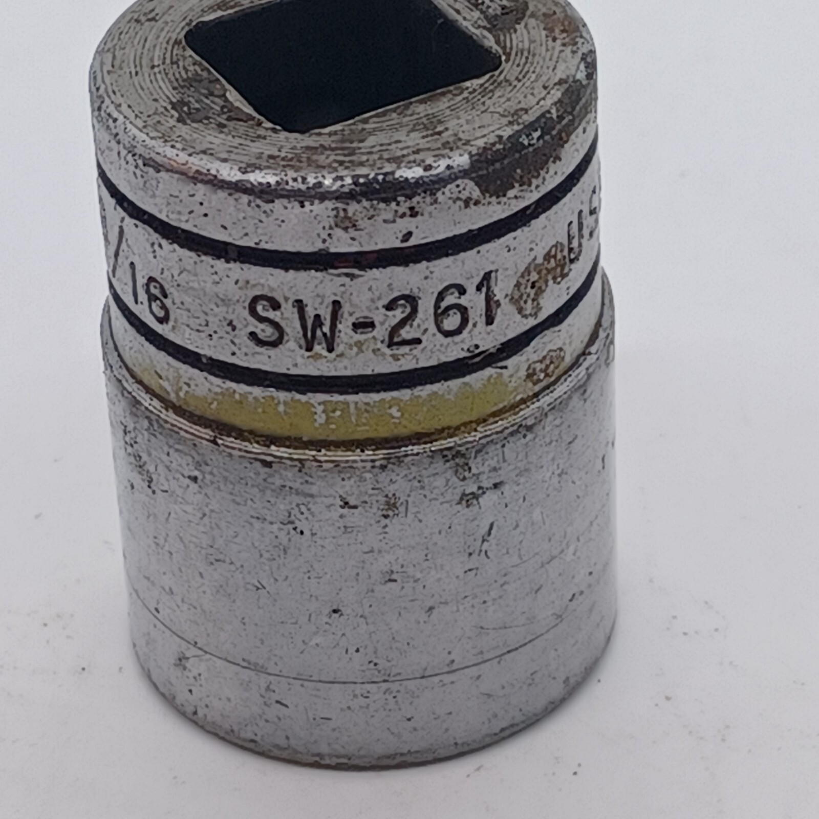 Snap-on – 13/16 (SW261) 1/2″ Drive – 12 Point Socket – Free Shipping