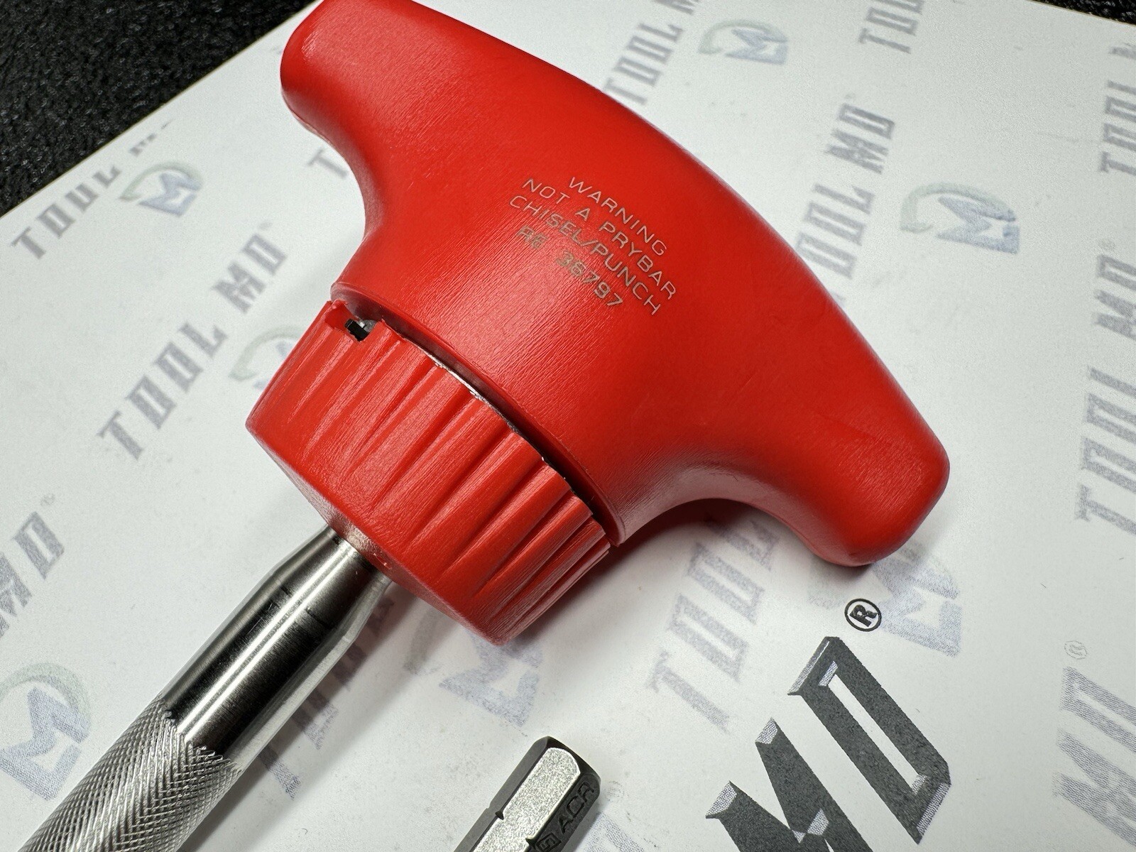 Snap-on Tools USA NEW RED T-Handle Ratcheting STUBBY Screwdriver SSDMRT1