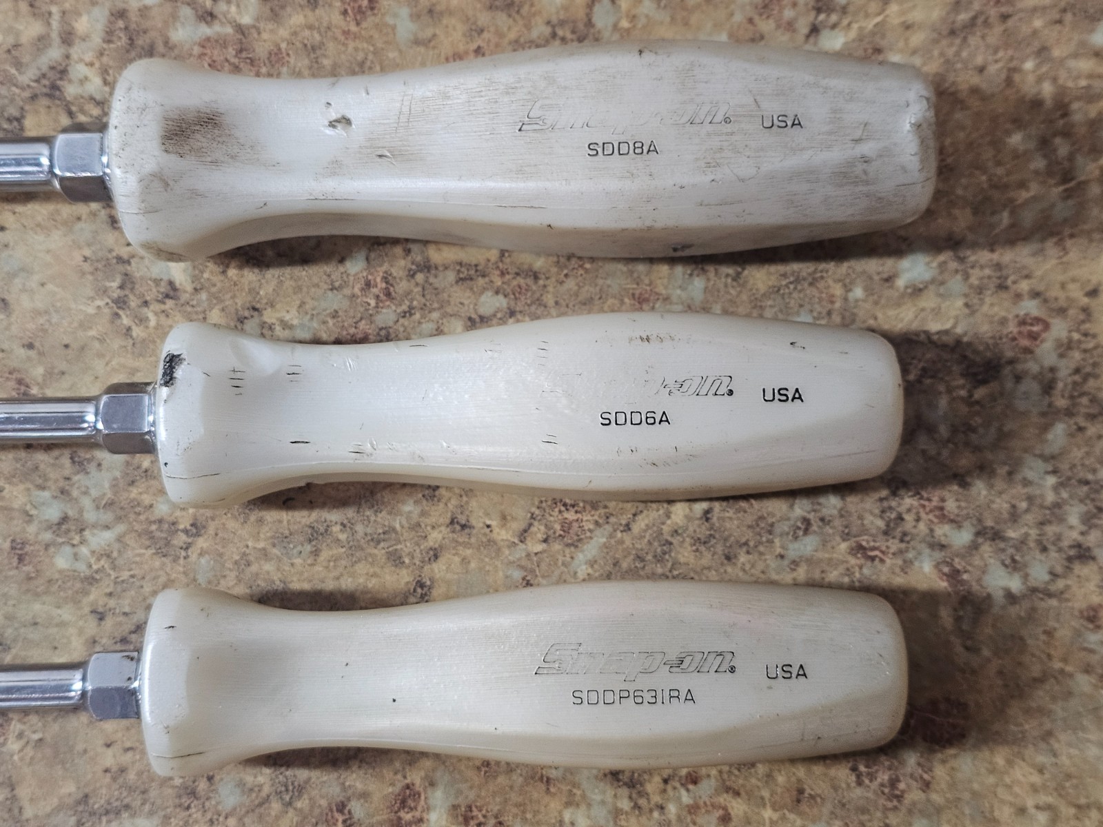 Snap-on 6 Piece Pearl White Hard Handle Screwdriver Set SDDX70APW Pre-owned