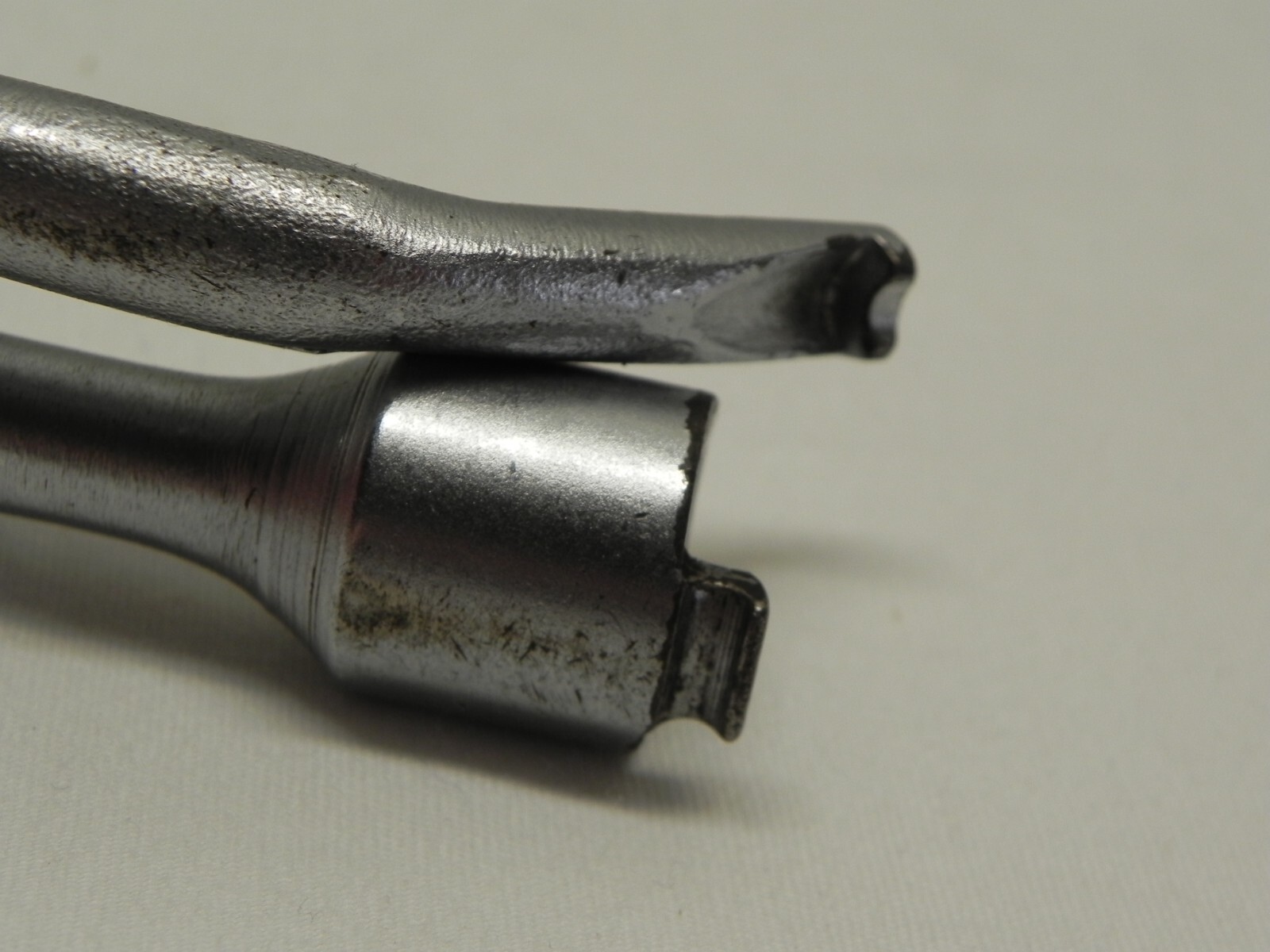 Snap-On 131A Chrome Brake Spring Removal/Installation Pliers 13-1/4» Long USA