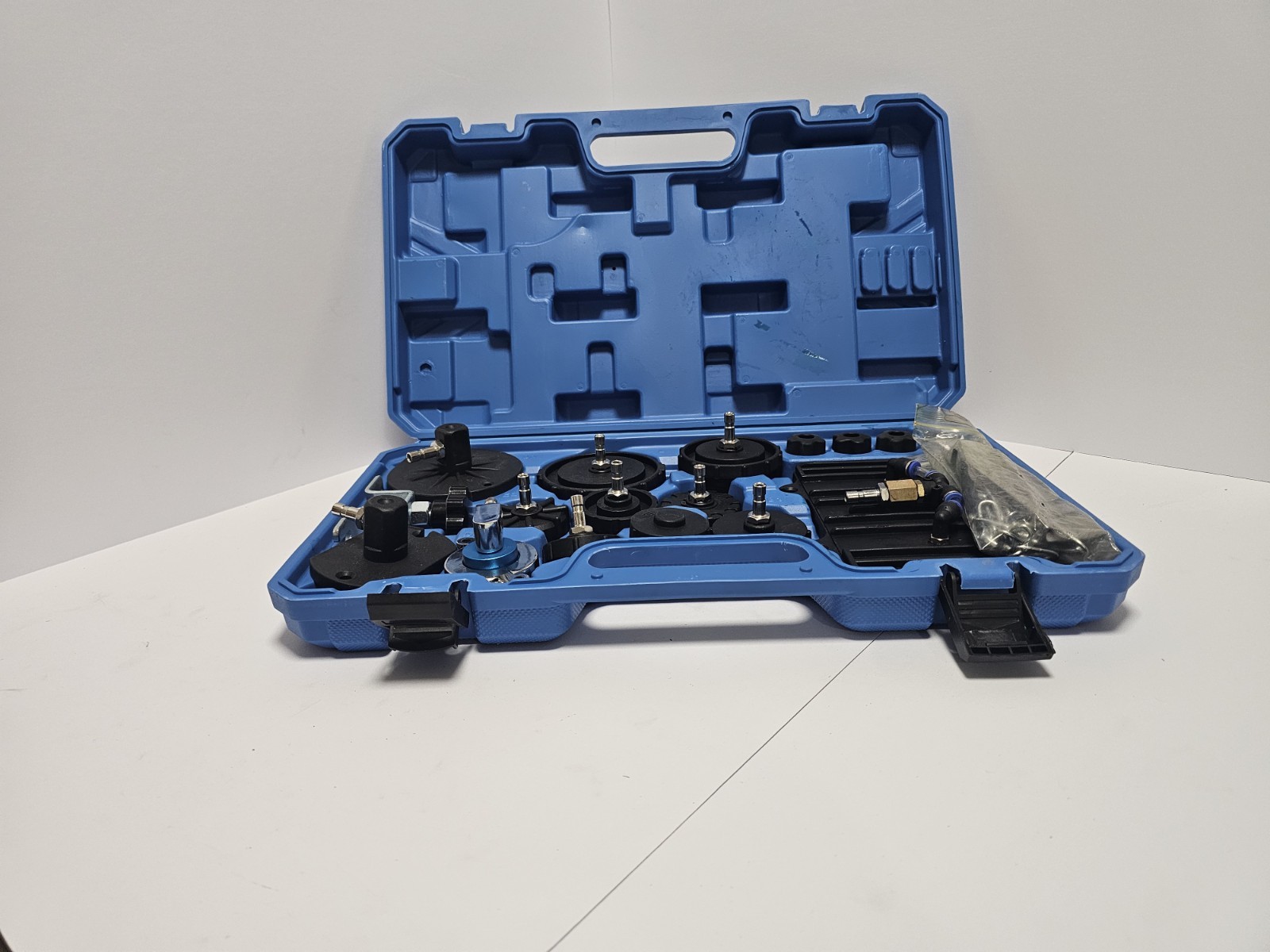 Universal Master Cylinder Brake Bleeder Adaptor Set Brake Fluid Bleeding Tools