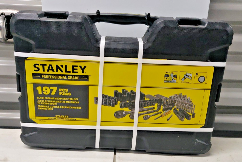Stanley 197 PC Pro Grade Mechanics Tool Set STMT11001 Black Chrome NEW