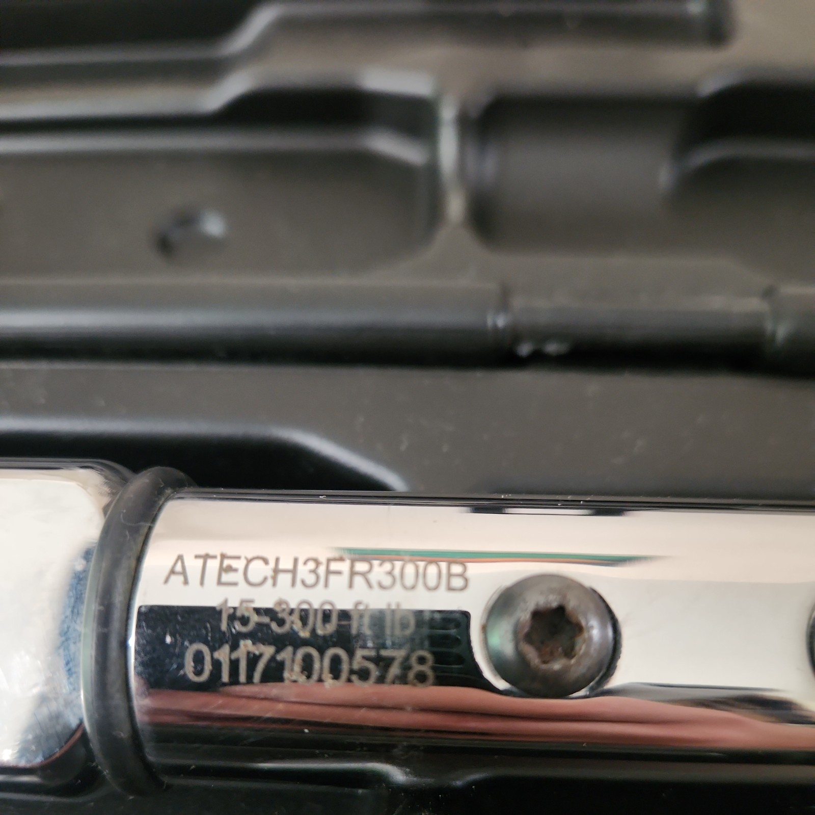Snap-on ATECH3FR300B 1/2″ Drive TechAngle 15–300 ft-lb Electronic Torque Wrench