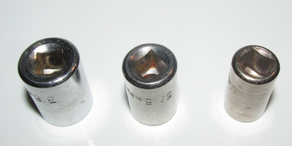 T #171 – Set of 3 sockets marked Malaysia, 3/8″, 5/16″, 1/4″ See description