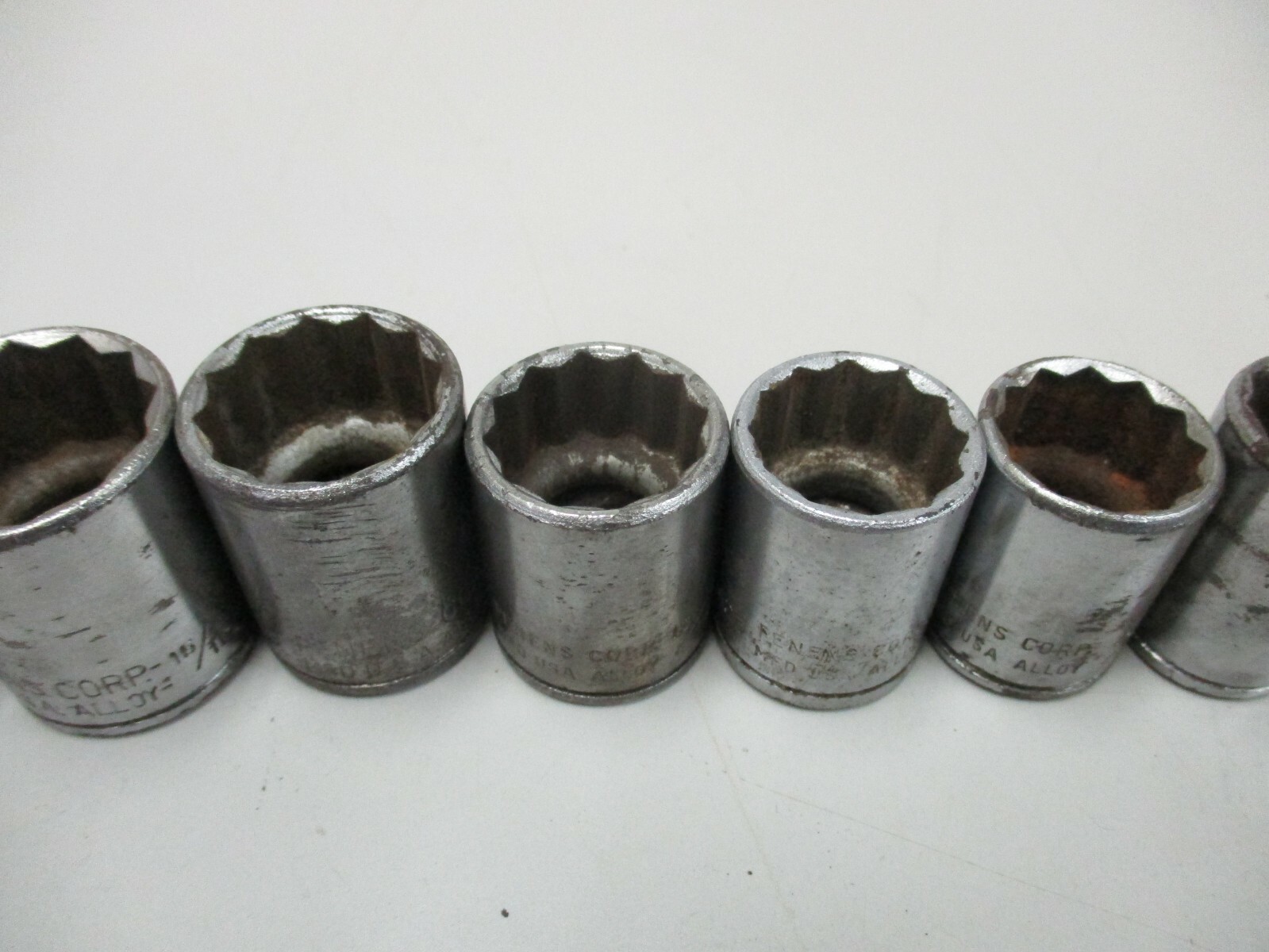 Penens Corp. 13 Pc 1/2 Drive 12 Point SAE Socket Set
