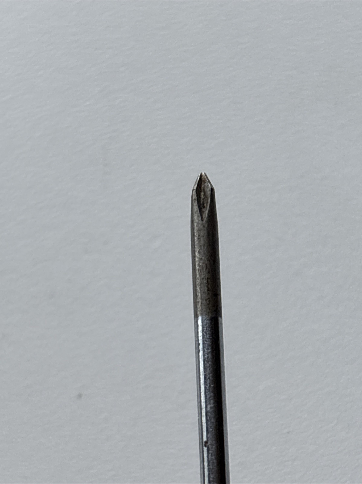 Snap On Tools SDDP300 #0 Phillips Miniature Screwdriver Cranberry Burgundy Mini