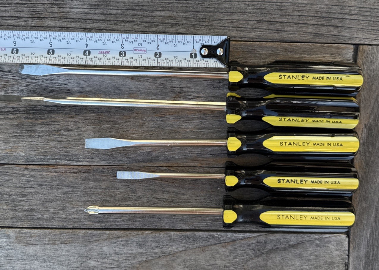 VTG Stanley 5pc Flathead Slotted Phillips Screwdrivers Made in USA Black Yellow