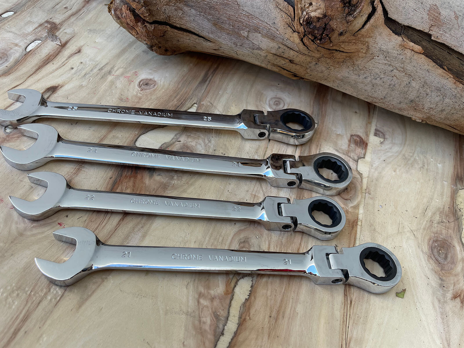 4Pcs Jumbo Flex Head Ratcheting Combination Wrench Set 12pt Metric 21 22 24 25mm