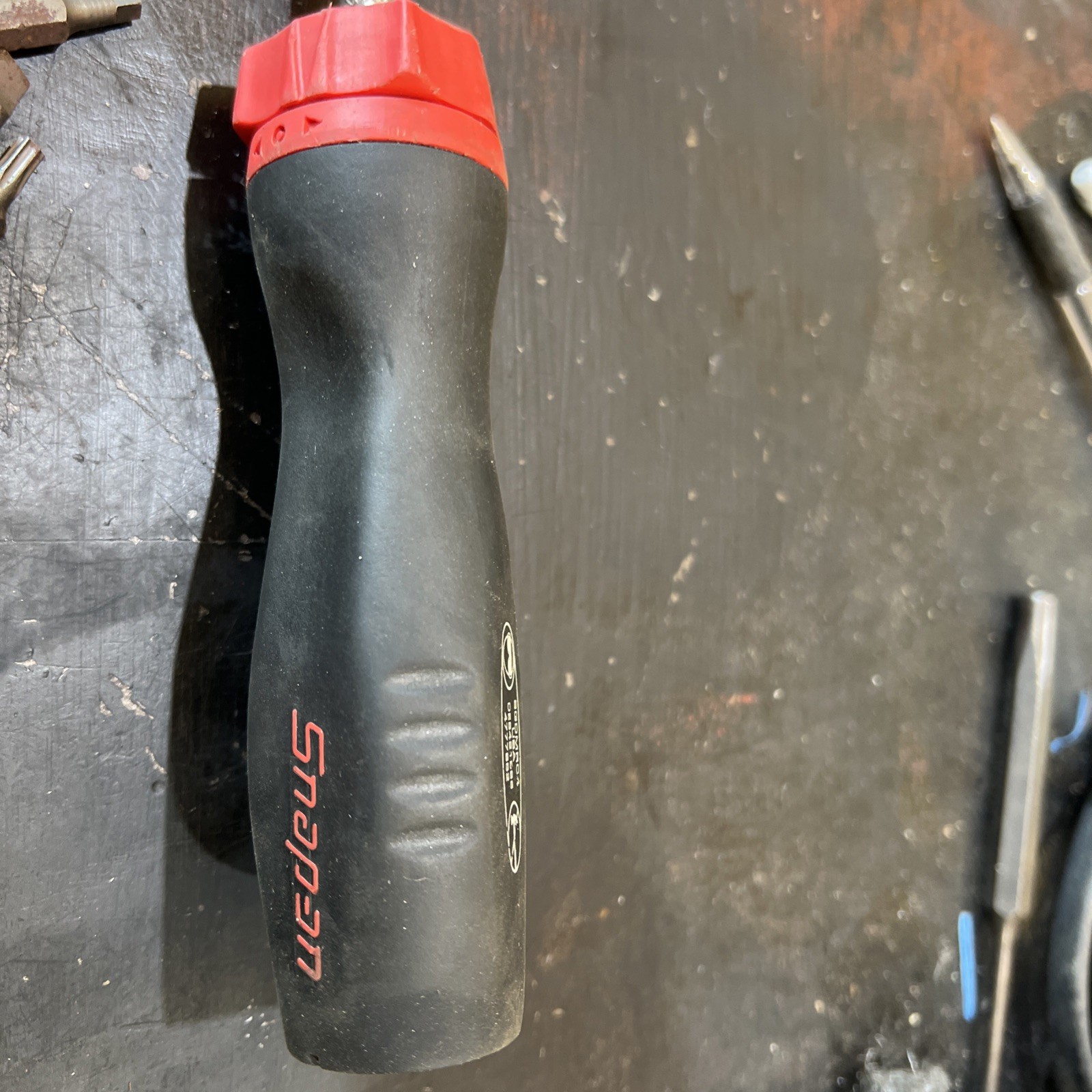Snap-on Tools Red Ratcheting Soft Grip Screwdriver SGDMRC4 super nice