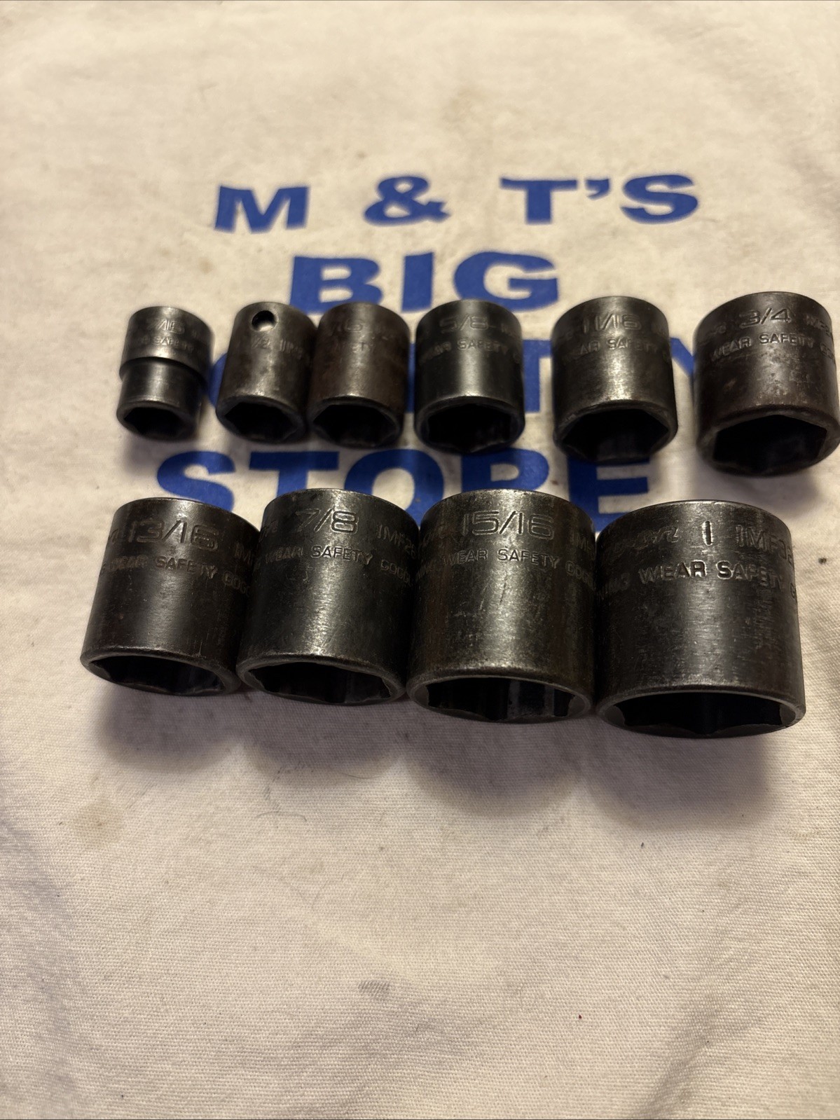 Snap-on Tools USA 3/8″ Drive 6pt 10pc SAE Shallow Impact Socket Set 212IMFYA