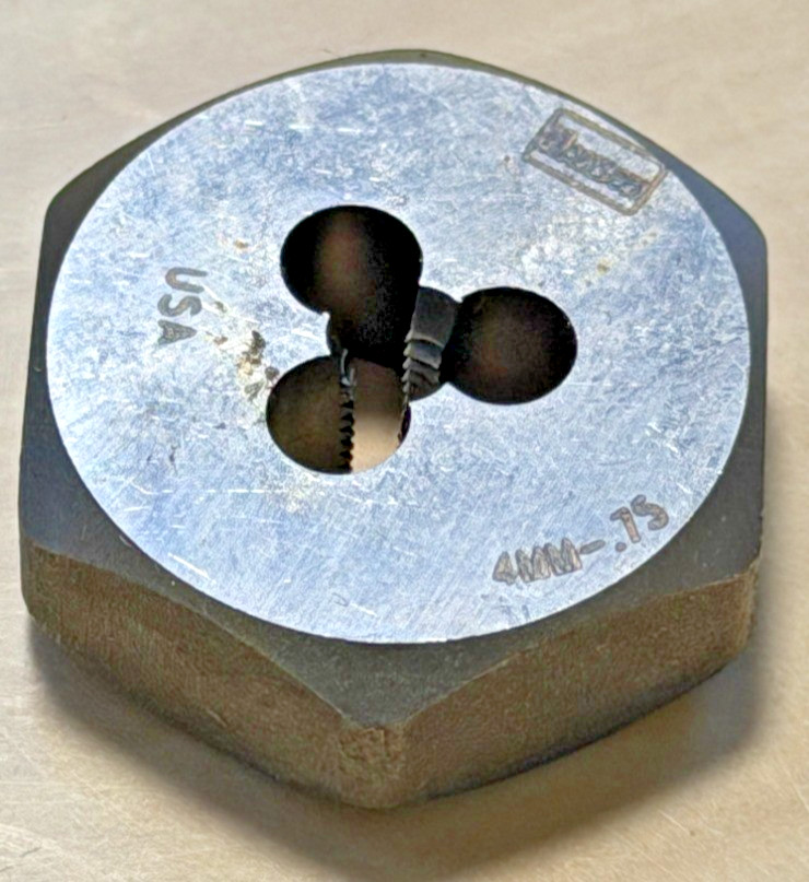 6618 M4 X 0.75 Metric 1″ Hex Die Irwin 4MM Carbon Steel USA RH Rethread USA