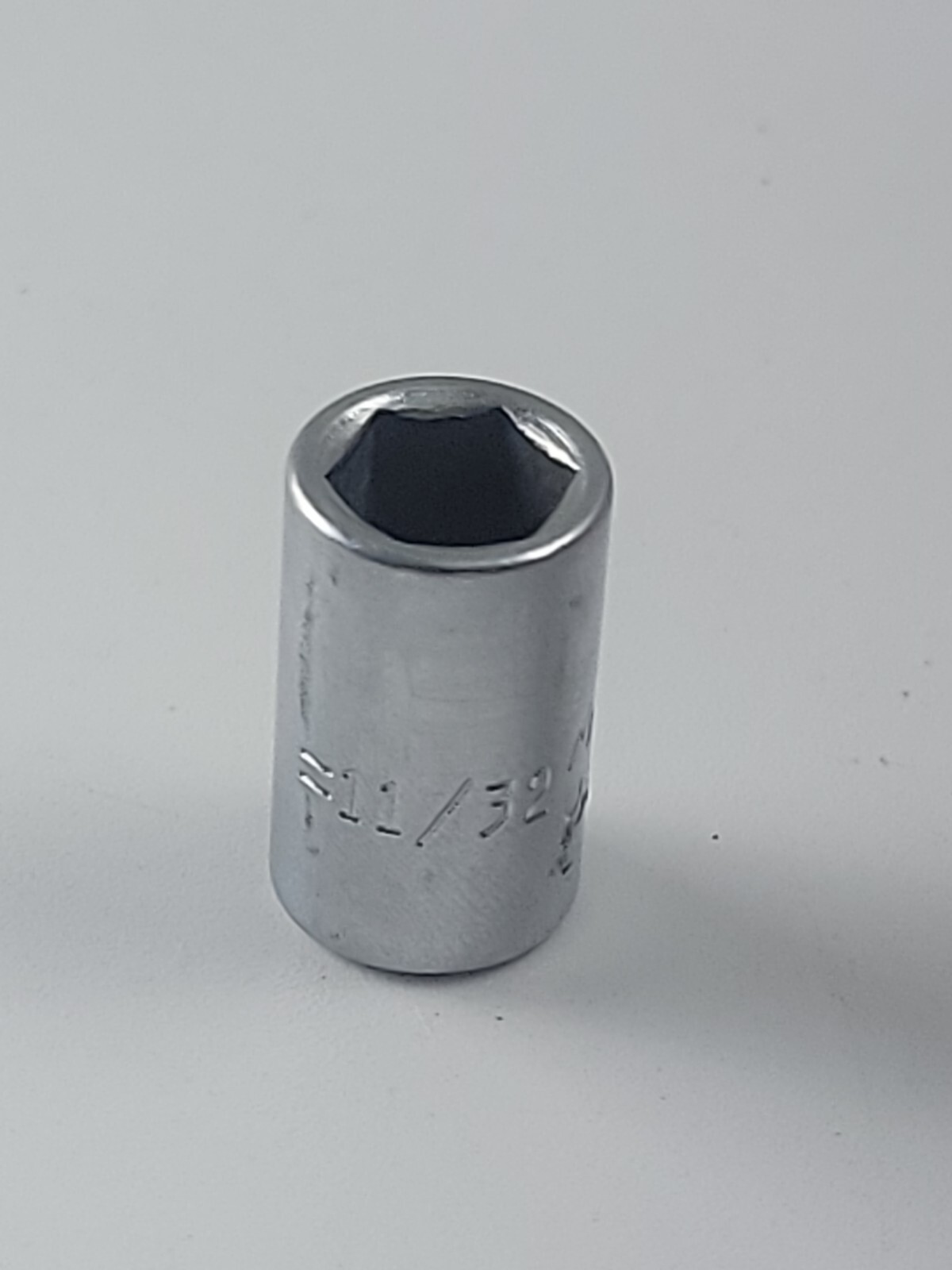 Mac Tools USA M116 11/32″ SAE Shallow Socket 6 Point 1/4″ Drive Chrome Finish