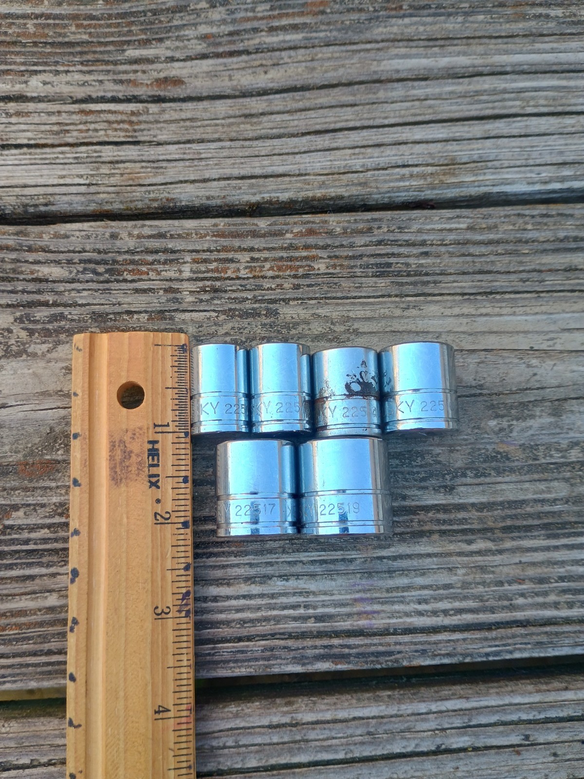 6 Pc Husky 3/8″ Drive 6 Point Metric Sockets 12, 13, 14, 16, 17, 19 mm