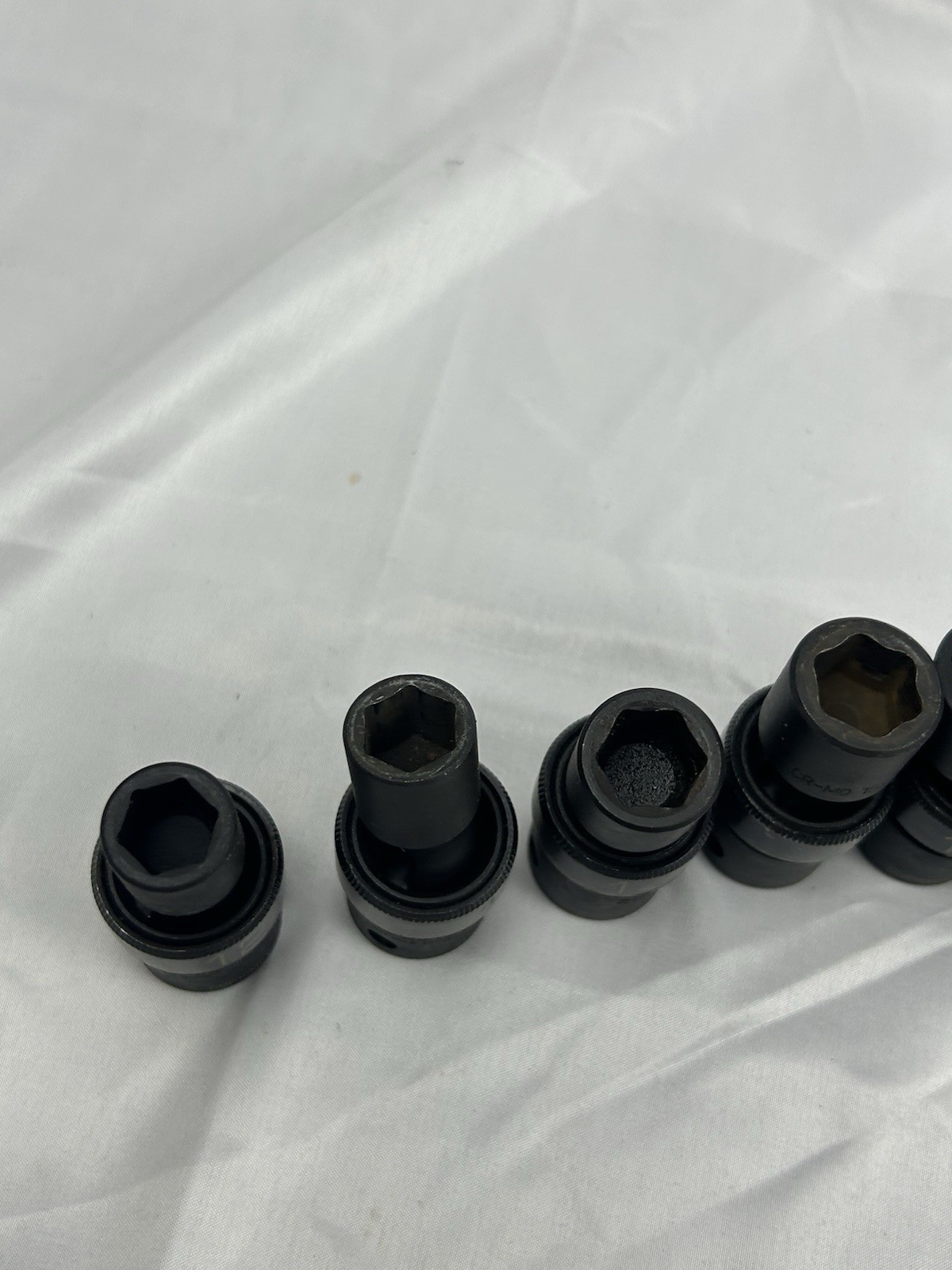Matco Tools SCUPM136V 13-Piece 1/2″ Metric 6pt ADV Impact Swivel Socket Set