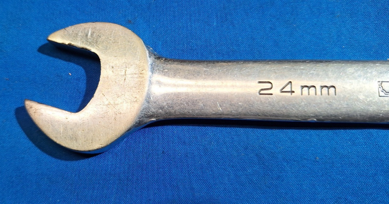 GearWrench 24mm Ratcheting combination wrench 9124