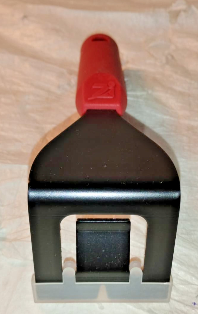 Zenith Trim Puller Mini ZN700051 Compact Pry Bar for Baseboards, Trim Molding