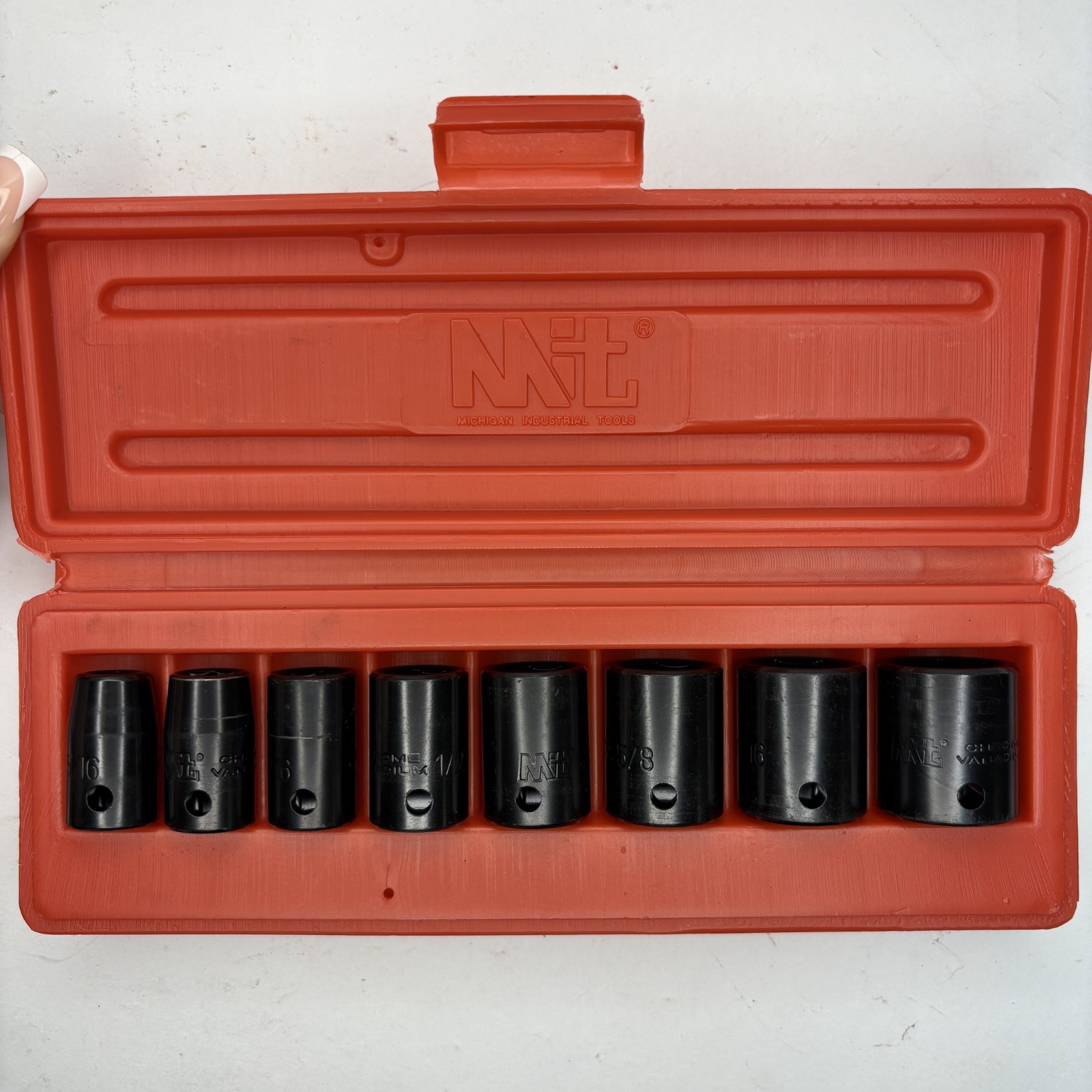 MIT 3/4″ Drive 5/16–3/4″ 6 Point Socket Set 8pc Shallow w/ Ratchet & Extensions