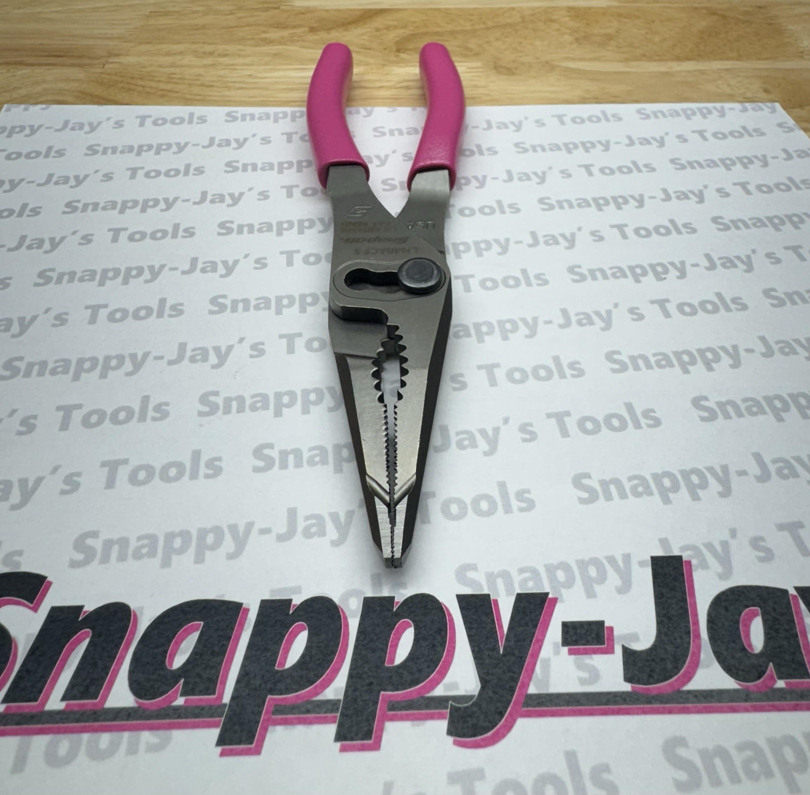 Snap-on Tools NEW ELECTRIC PINK 7″ Talon Long Nose Slip Joint Pliers LN46ACFEP