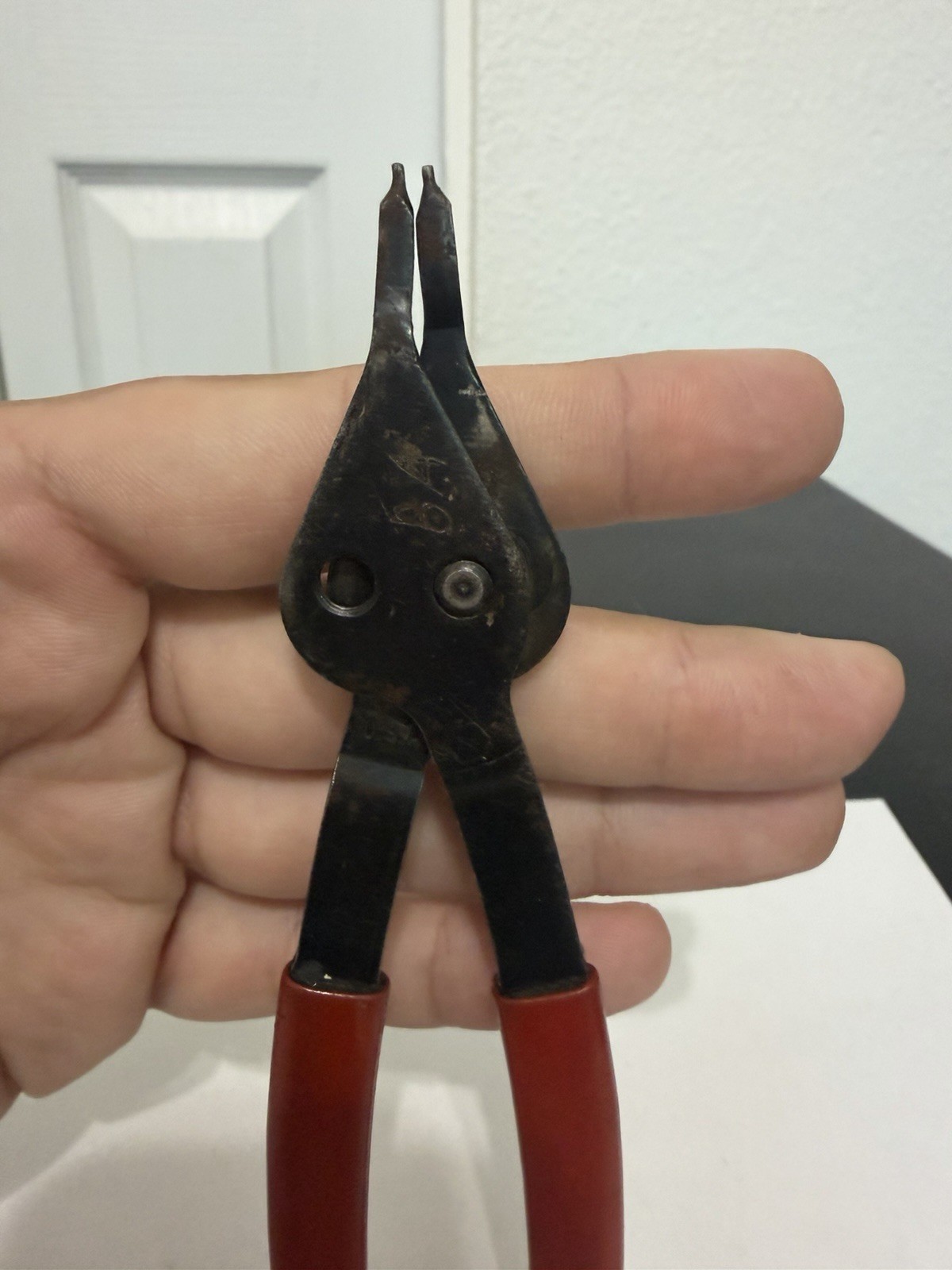 MAC TOOLS TP32, SNAP – RING PLIERS, 6″ LONG *REVERSIBLE*