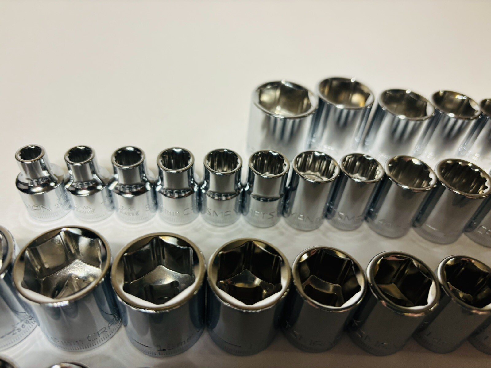 CRAFTSMAN 122 pc 1/4 3/8 1/2 Dr SAE METRIC MM 6pt 12pt ratchet wrench socket set