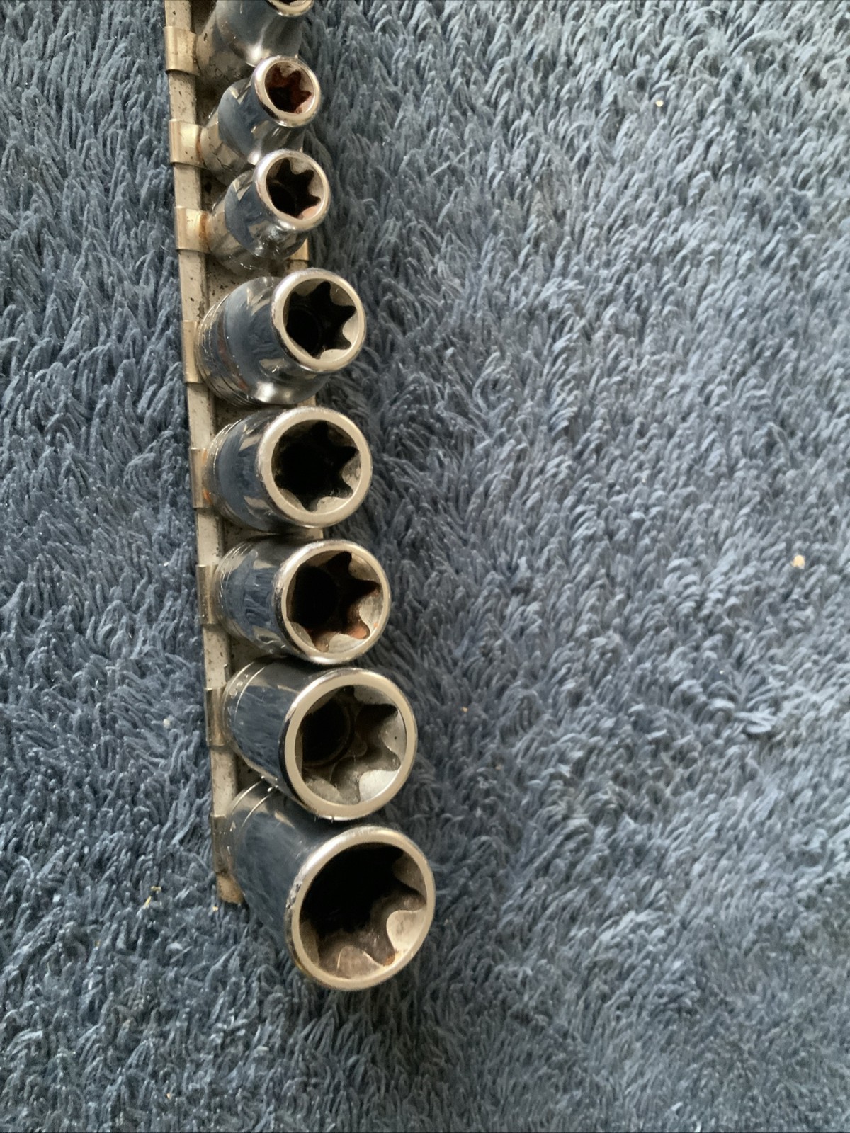 Snap On Inverted Torx Socket Set, 1/4 And 3/8” Drives……Descrip Sizes….yyy
