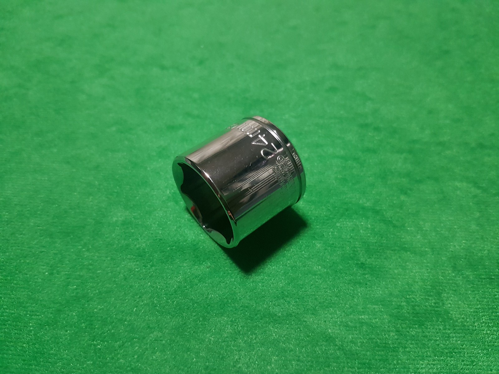Halfords advanced 24mm 3/8″ drive 6 point shallow CV socket **FAST FREE POST**