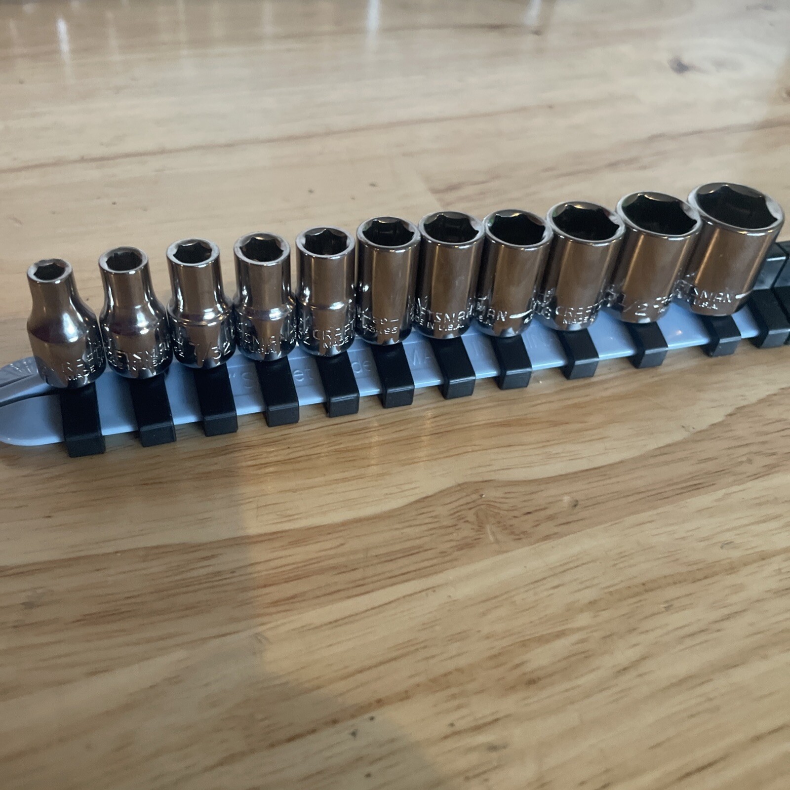 Craftsman 11pc. SAE 1/4″ Drive 6 Point Socket Set 5/32-9/16” Inverted G2 USA