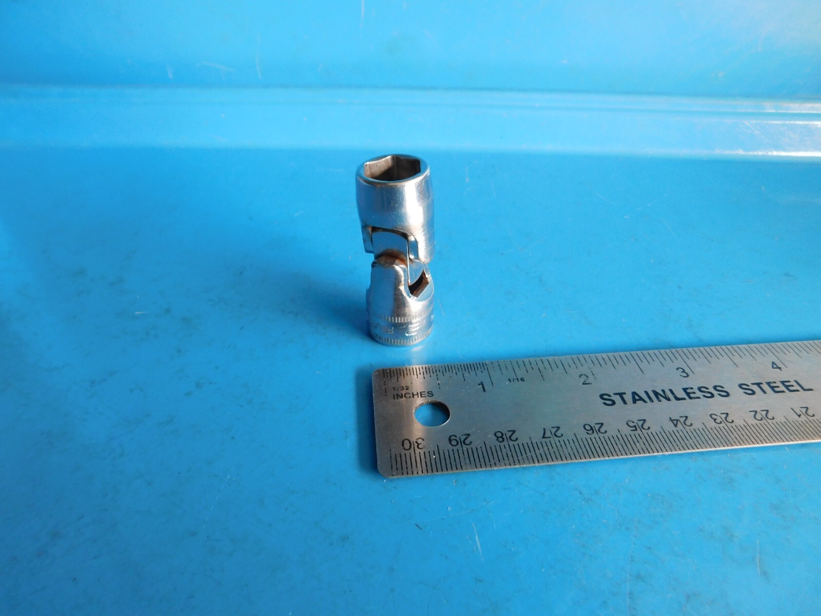 USED,SNAP ON TOOLS «12 MM» 3/8 IN. DR. UNIVERSAL 6 PT. SOCKET, PART #FSUM12