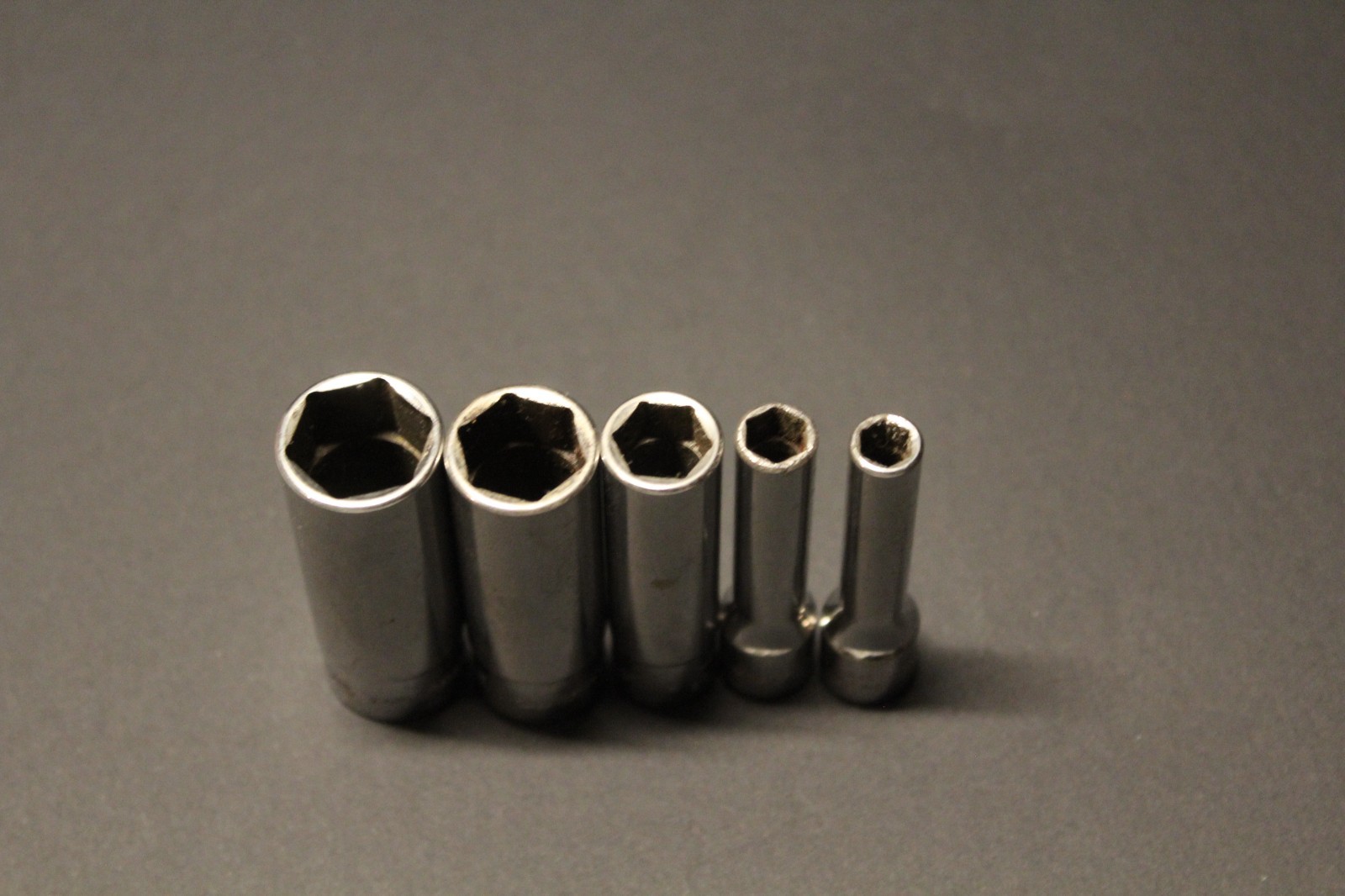 Snap-on 1/4″ Drive SAE Deep 6 Point STMM 5 Sockets, 7/32, 1/4, 3/8, 1/2, 9/16