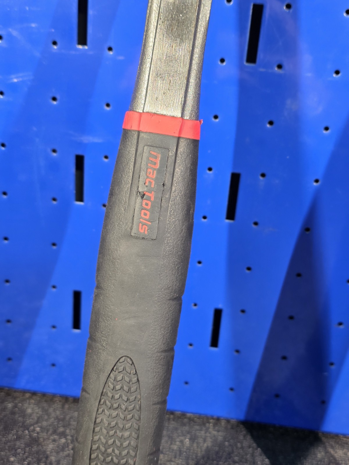 MAC BH32AV 32oz Ball Peen and SH2AV 2lb Blacksmith Hammers Antivibe Soft Grip