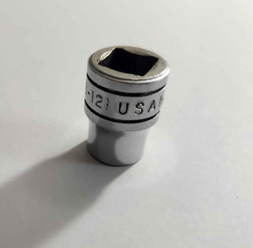Snap On FS-121 3/8″ Drive 6pt 3/8″ SAE Shallow Chrome Socket – Made in USA