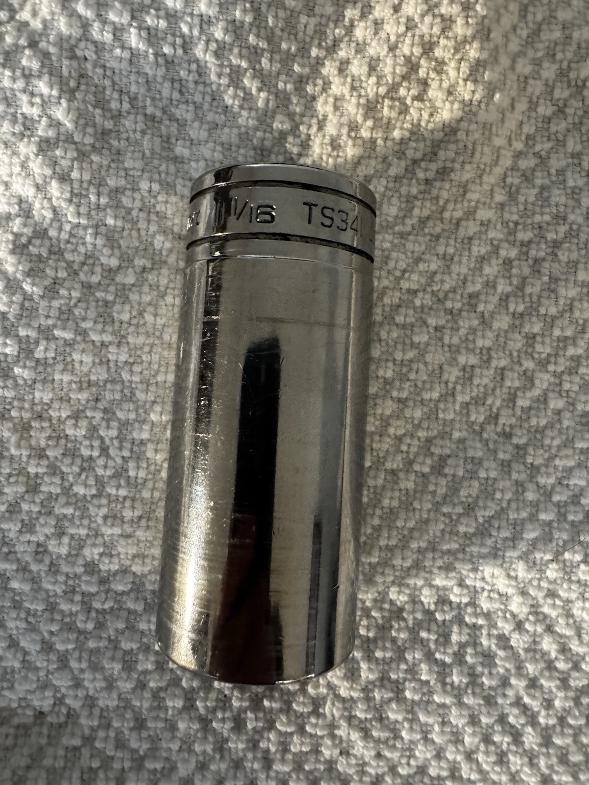 Snap On 1/2 in. Drive 1 1/16 Socket (TB10)