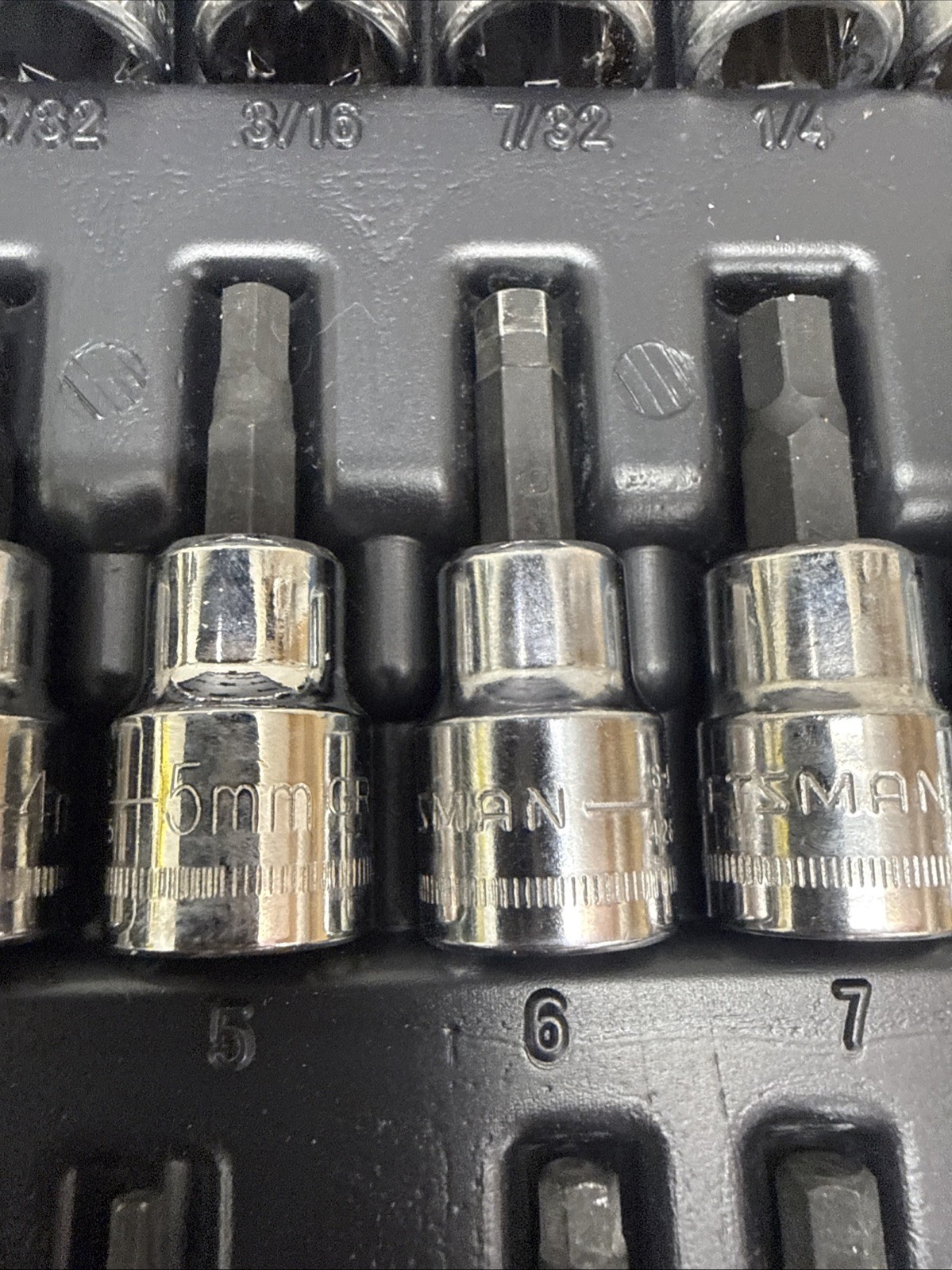 Craftsman 42 piece 1/4 and 3/8-inch Drive Bit & Torx Bit Socket Wrench Set