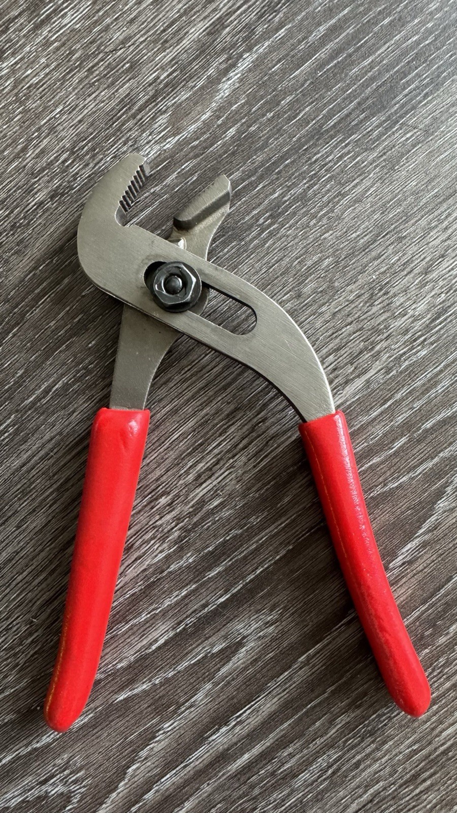 Snap-on 7″ Adjustable Joint Pliers